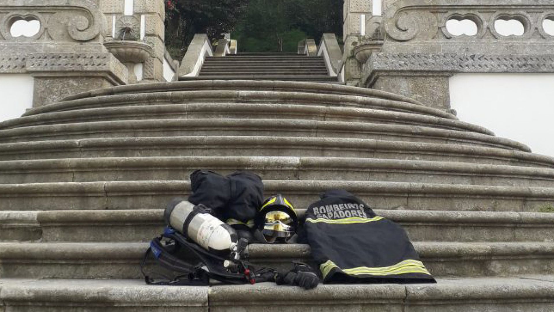 Bombeiros Municipais presentes na prova Escadorios da Humanidade